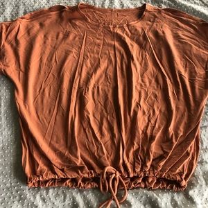 Lululemon short sleeve shirt